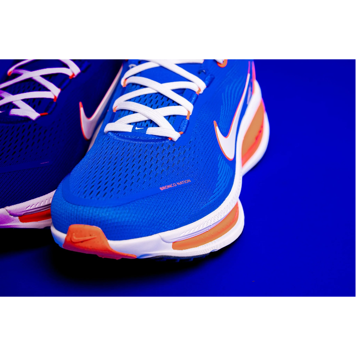Boise State Broncos Unisex Nike Vomero 18 Running Shoes